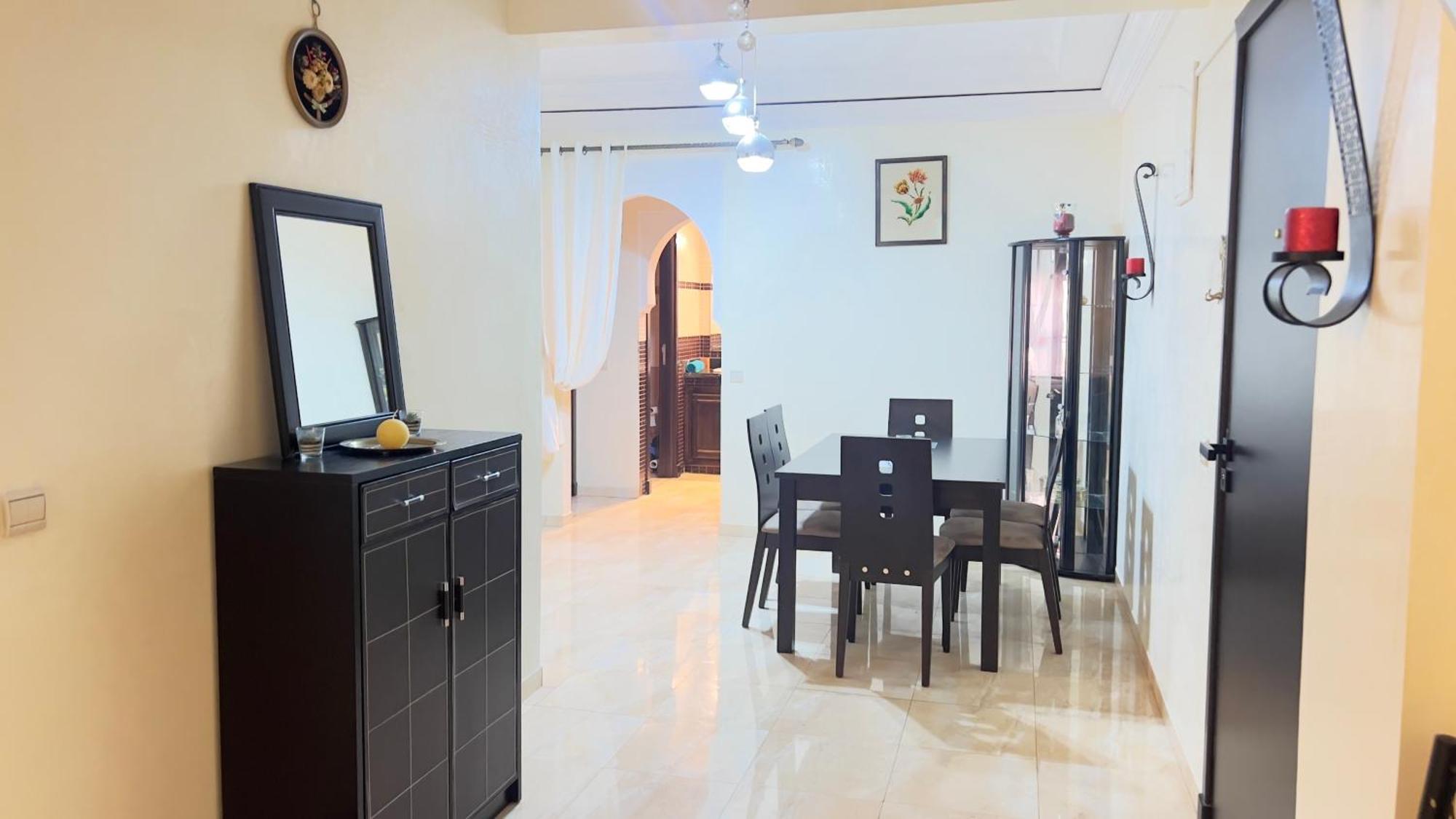 Magnifique Appartement Spacieux Confort Propre Familial 2 Chambres Salon Et Salle A Manger A 20Mn A Pied De Place Jemaa El Fina 4 Piscines Dans Espace De Golf A 12 Mn En Voitures L Entree Est Gratuit Pour La Clientele Ouvert Entre 10H Et 20H Marraquexe Exterior foto